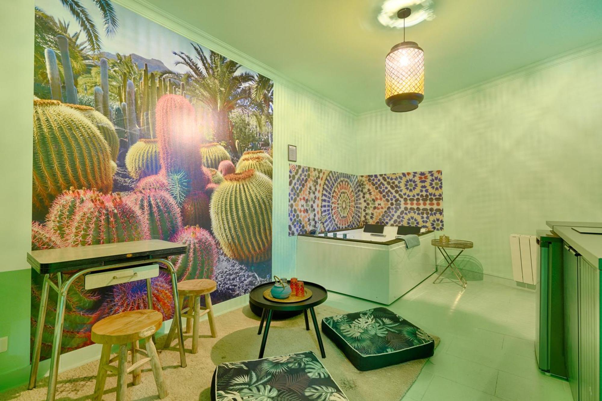 威戈纽克索塞尼Luxury Magic Cactus Garden, Paris 0Rly Avec Jacuzzi公寓 外观 照片