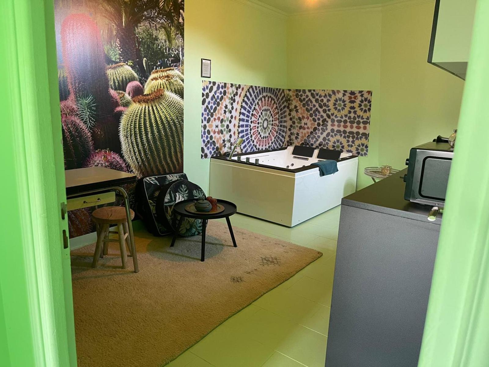 威戈纽克索塞尼Luxury Magic Cactus Garden, Paris 0Rly Avec Jacuzzi公寓 外观 照片